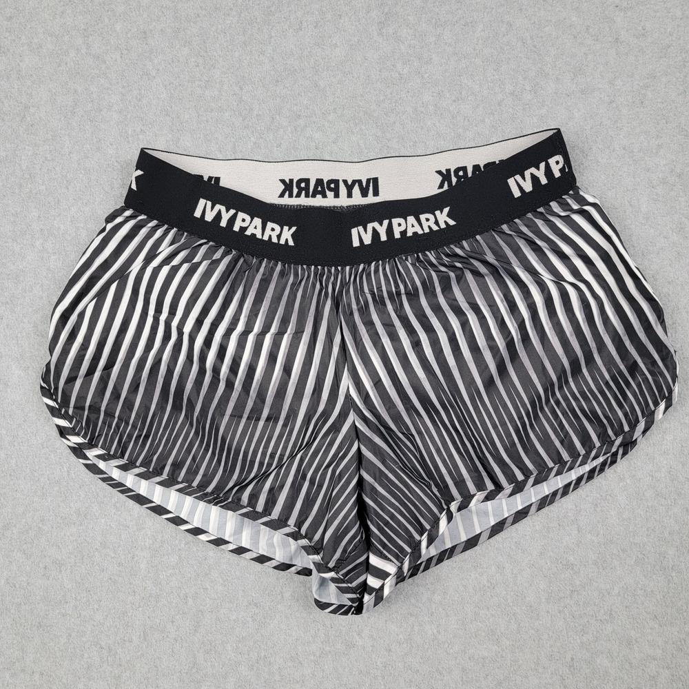 Ivy Park Shorts Striped‎ XXS